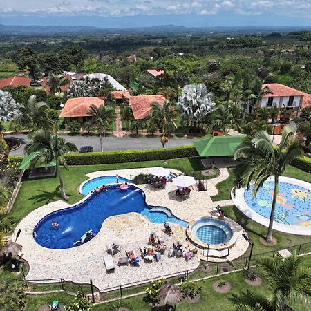 La Victoria Hotel Campestre Quimbaya Exterior photo