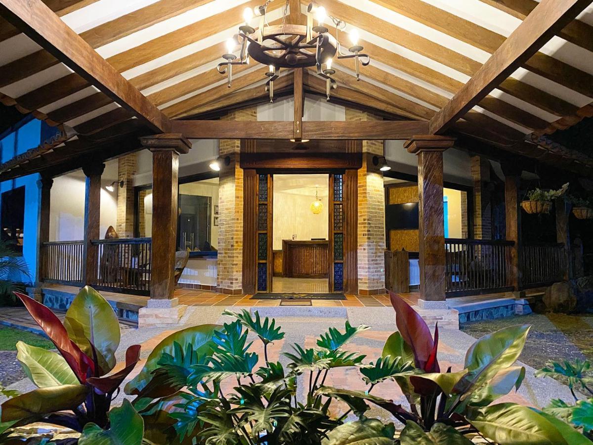 La Victoria Hotel Campestre Quimbaya Exterior photo
